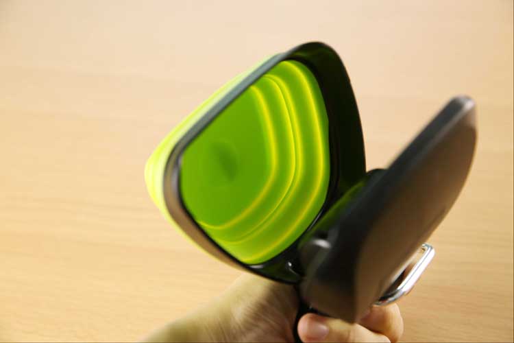 Travel-Friendly Dog Poop Scooper with Biodegradable Bags